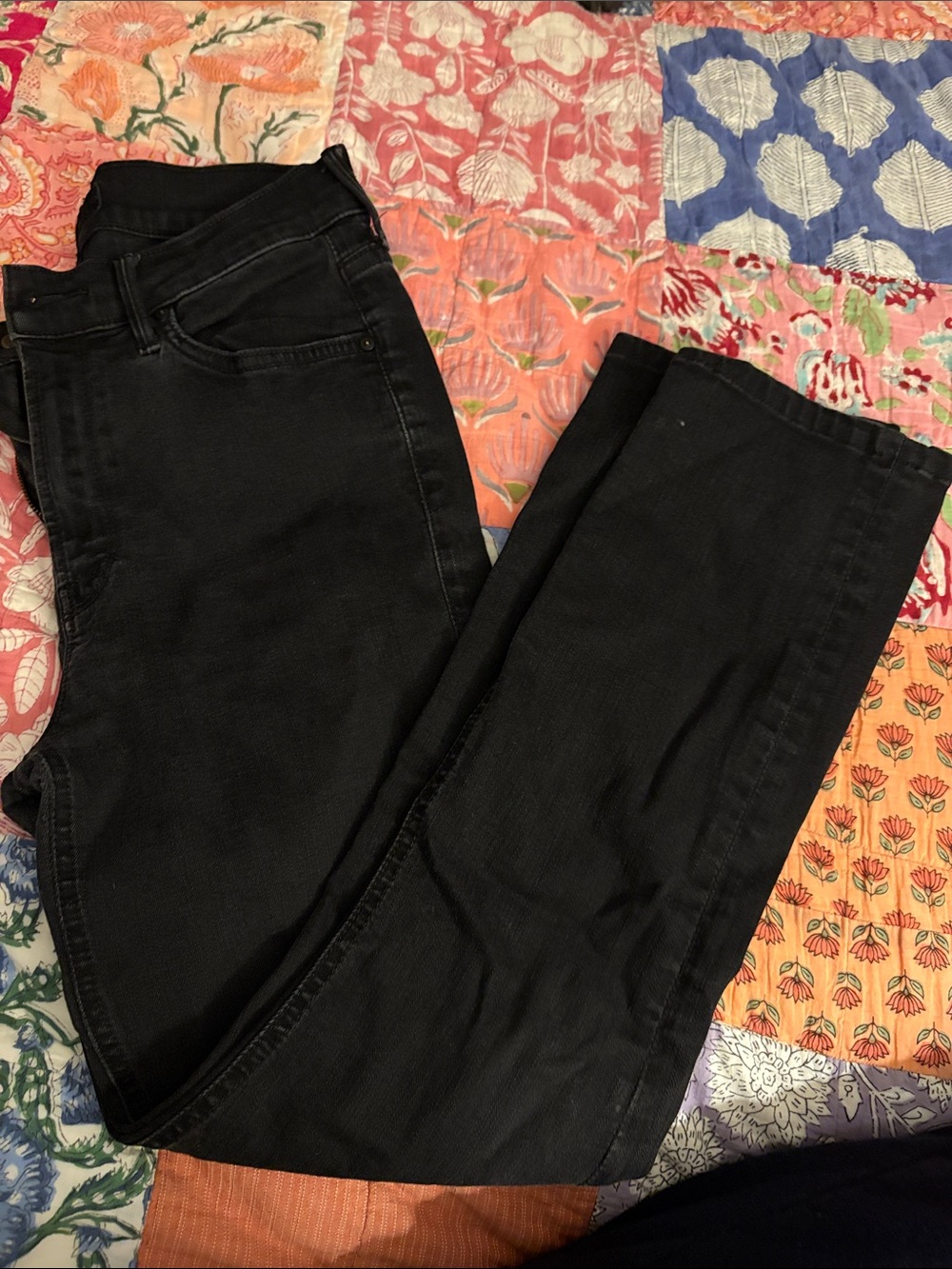 MOTHER Faded Black Dazzler Ankle
